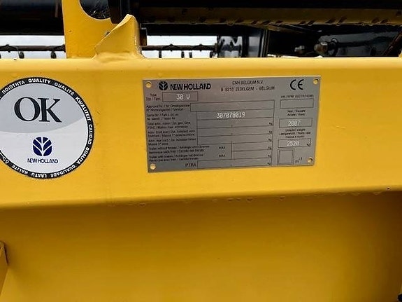 New Holland CR 9080 8 of 11