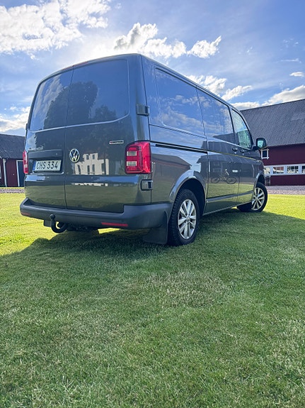 Volkswagen Transporter 8 of 14