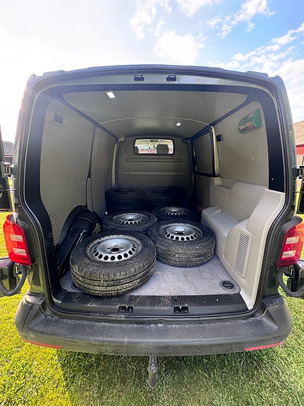 Volkswagen Transporter 10 of 14