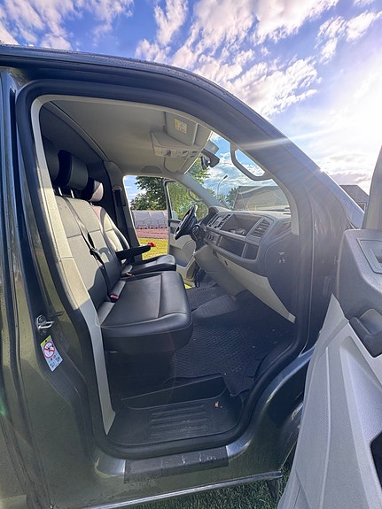 Volkswagen Transporter 13 of 14