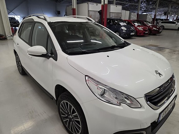 Peugeot 2008 3 of 5