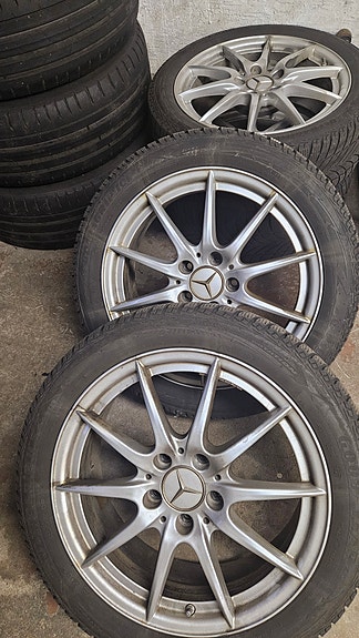 Mercedes-Benz C200 14 of 15