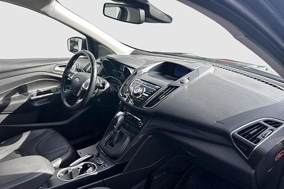 Ford Kuga 8 of 11