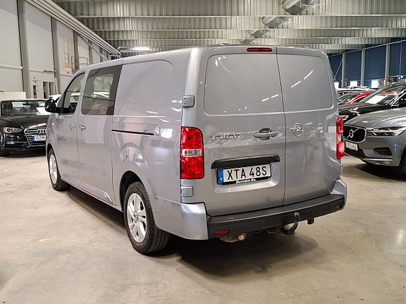Opel Vivaro 5 of 5