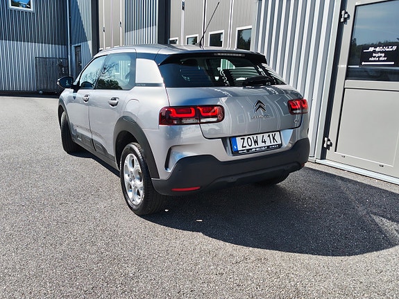Citroen C4 Cactus 8 of 27