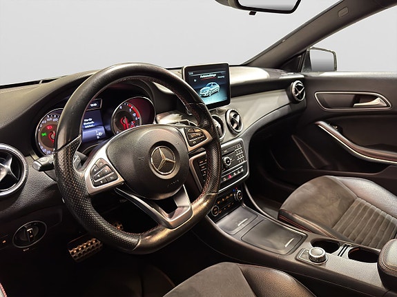 Mercedes-Benz CLA220 22 of 22