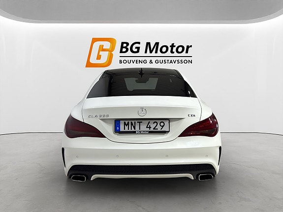 Mercedes-Benz CLA220 5 of 5