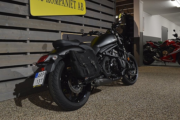 Kawasaki Vulcan S 3 of 5