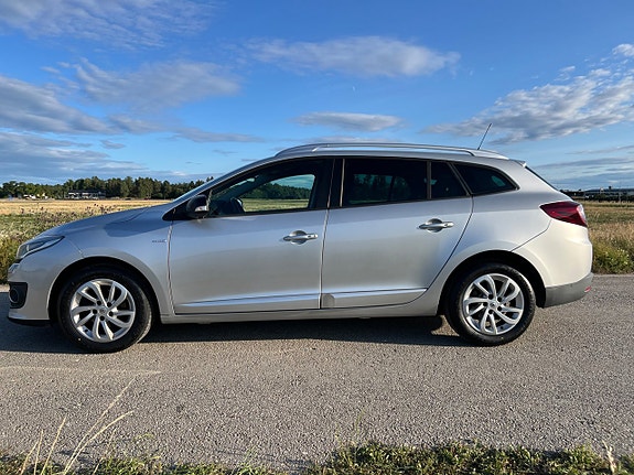 Renault Megane 3 of 5