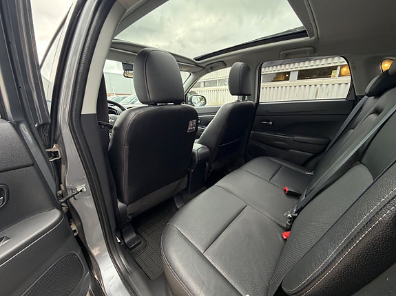 Mitsubishi ASX 12 of 25
