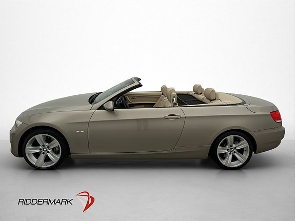 BMW 335i 4 of 5