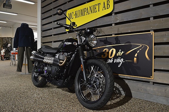 Triumph Scrambler 900 2 of 5