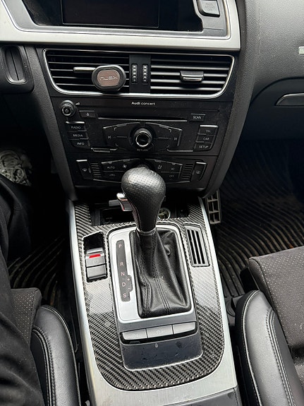 Audi A5 4 of 5