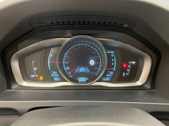 Volvo V60 12 of 22