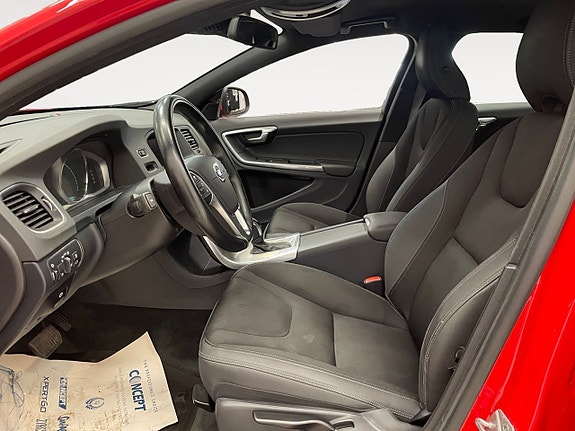 Volvo V60 9 of 22