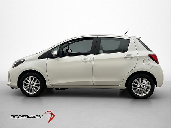 Toyota Yaris 4 of 24