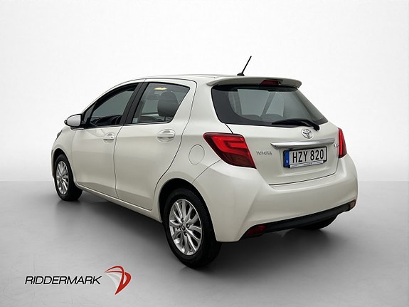 Toyota Yaris 5 of 24