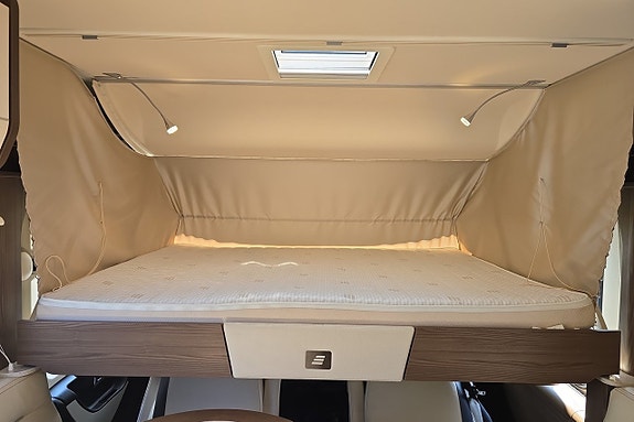 Hymer B 704 SL Automat, 177hk, Alde, Hydraliska, Drag, 1-ägare 6 of 30