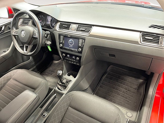 Skoda Rapid Spaceback 12 of 16