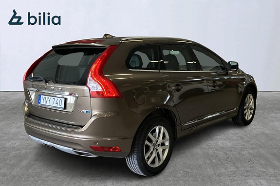 Volvo XC60 4 of 5