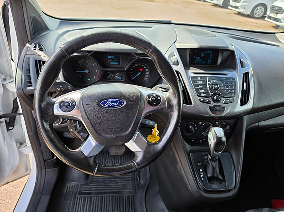 Ford Transit Connect 17 of 18