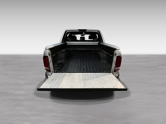 Volkswagen Amarok 11 of 15