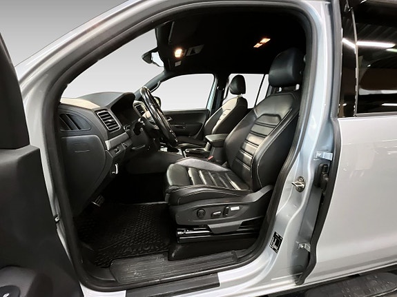 Volkswagen Amarok 9 of 15