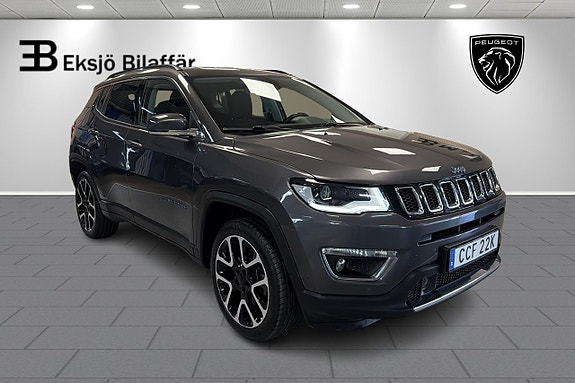 Jeep Compass 3 of 5