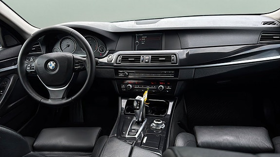 BMW 520d 10 of 12