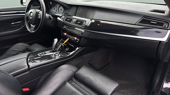 BMW 520d 11 of 12
