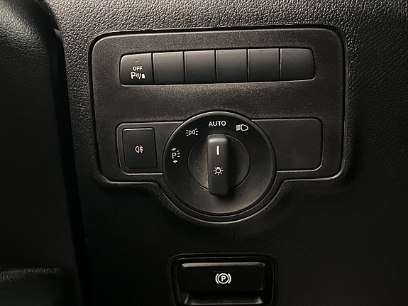 Mercedes-Benz Vito 119 16 of 30