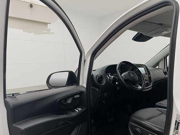 Mercedes-Benz Vito 119 17 of 30