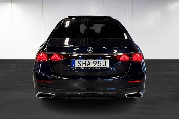 Mercedes-Benz E300 6 of 22