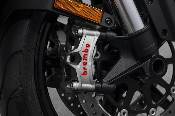 KTM 1390 Superduke R Evo Austin Racing TechPack Kolfiber Nyservad Påkostad 15 of 18