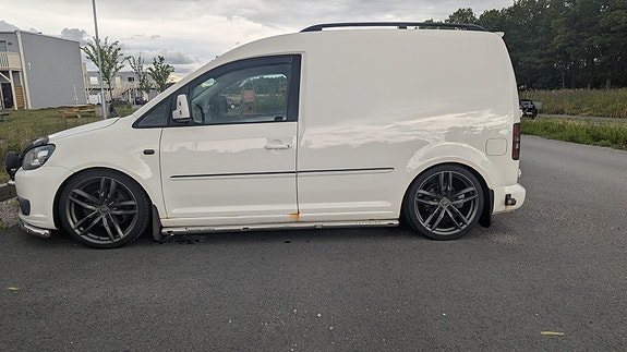Volkswagen Caddy 2 of 8