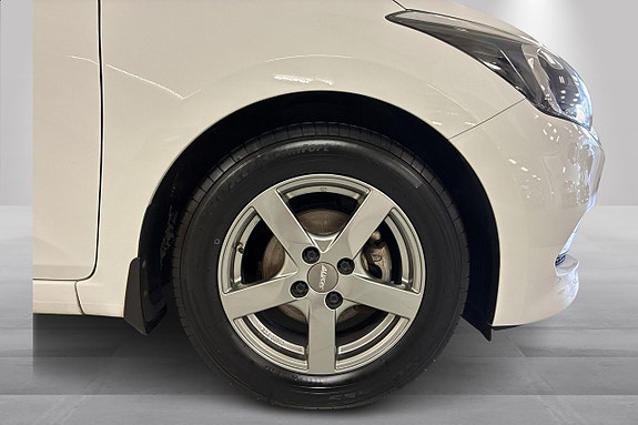Hyundai i20 7 of 15