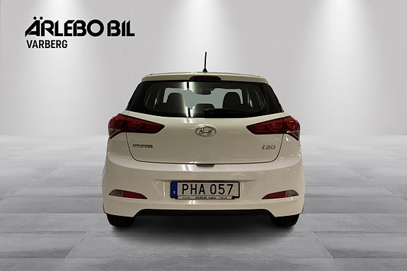 Hyundai i20 4 of 5
