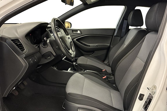 Hyundai i20 9 of 15