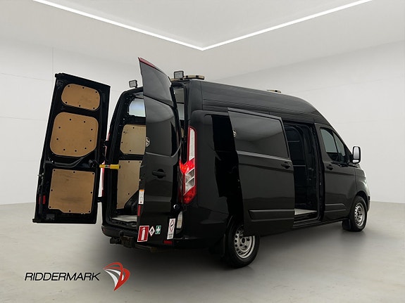 Ford Transit Custom 13 of 30