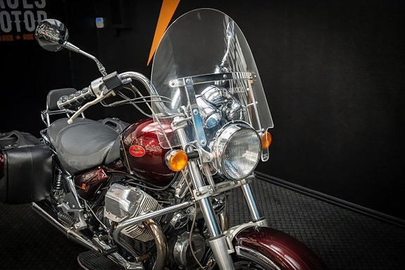 Moto Guzzi CALIFORNIA EV 4 of 5