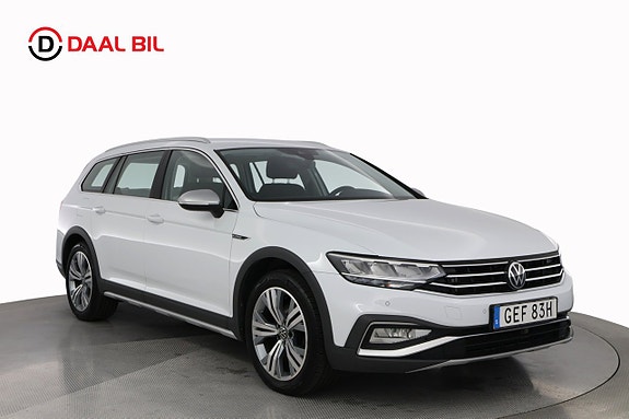 Volkswagen Passat Alltrack 3 of 27
