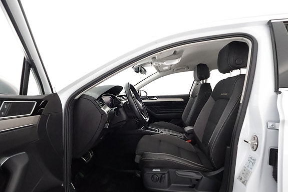 Volkswagen Passat Alltrack 10 of 27