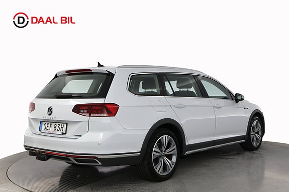 Volkswagen Passat Alltrack 6 of 27
