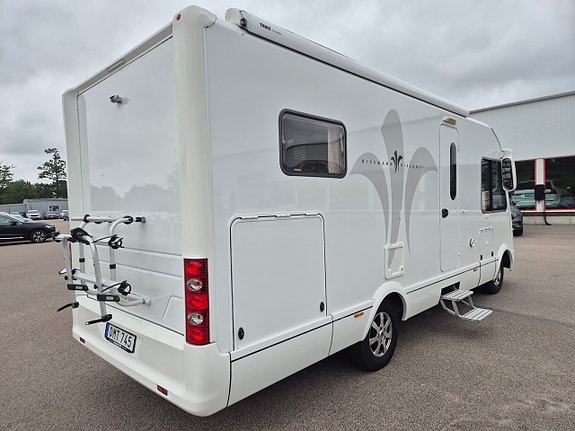 Niesmann+Bischoff ARTO 69 LE 3,0D 177HK Aut Husbil 4 of 18