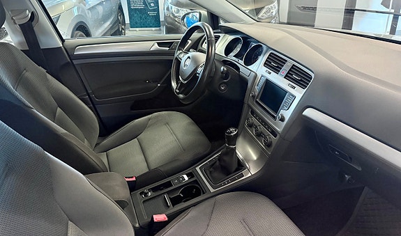 Volkswagen Golf I 4 of 4