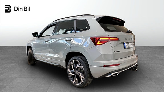 Skoda Karoq 2 of 5