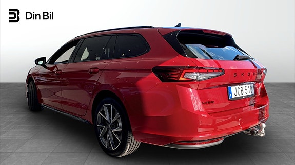 Skoda Superb 2 of 5