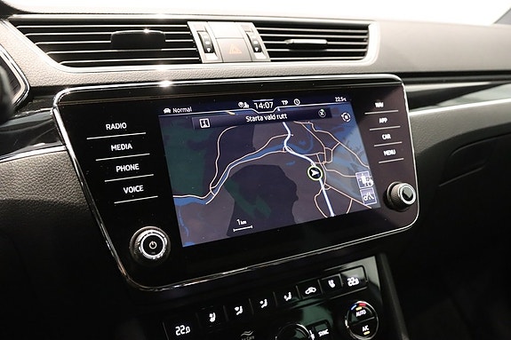 Skoda Superb 26 of 27