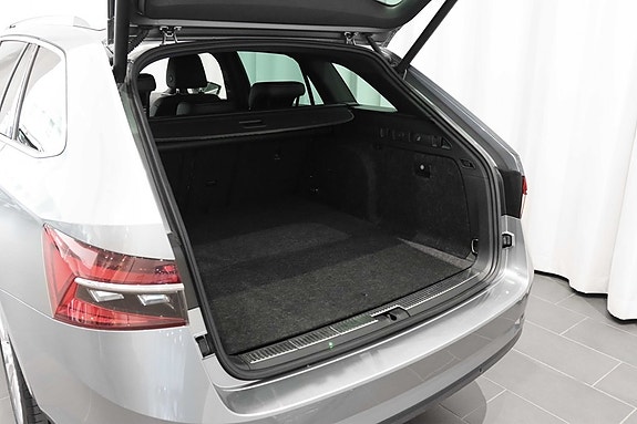 Skoda Superb 5 of 5