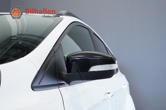 Ford Kuga 4 of 21
